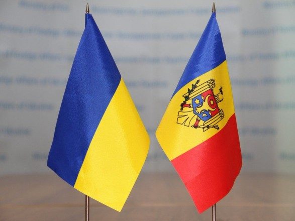 Хто хоче посварити Україну та Молдову?