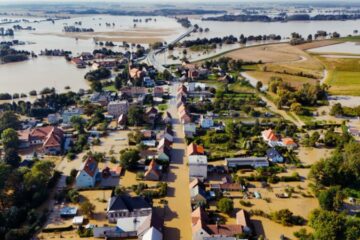 У Польщі затримали провокаторів, які розповсюджували фейки про підрив протипаводкових валів