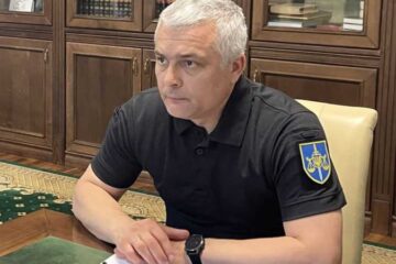 Вночі окупанти атакували Одещину ракетою, зайнялася пожежа