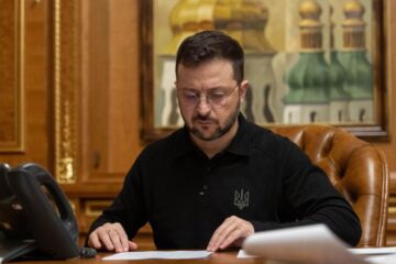 Зеленський підписав закон про спрощення приватизації державних банків