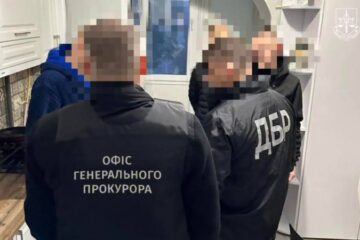 На Вінниччині викрили лікарів, які оформили інвалідність ексдепутату для виїзду за кордон