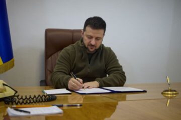 Зеленський підписав закон, який змінює проходження військової служби в Україні іноземцями