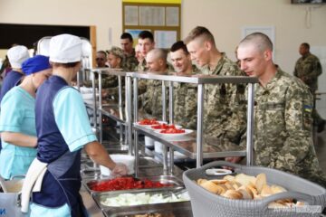 Міноборони запроваджує нові вимоги до калорійності продуктів для ЗСУ