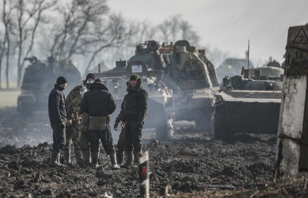 Армія РФ на базуванні в Ростові перед початком вторгнення.