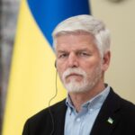 Президент Чехії дозволив 60 громадянам воювати на боці України