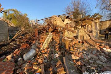 На Харківщині бригада “швидкої” потрапила під ворожий мінометний обстріл