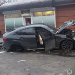 У Хмельницькому нетверезий водій “BMW” в’їхав у зупинку. Троє жінок загинули