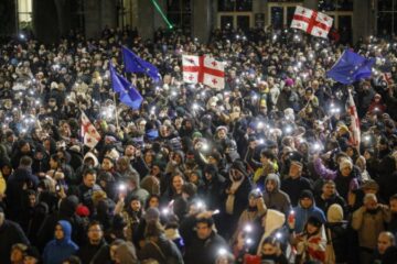 Саломе Зурабішвілі приєдналася до акції протесту біля парламенту Грузії