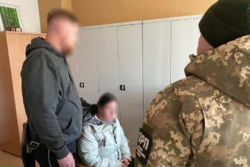 Він хотів би жити на Майорці, але вона була поганою акторкою: на кордоні затримали чергові «закохані серця»