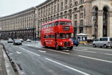 Автобус-кавʼярня LennyBus переїхала на Оболонь