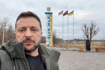 Президент з Донеччини привітав українських сержантів та сержанток