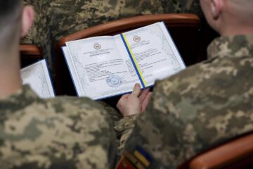 Столичний військовий інститут підготував понад сотню офіцерів