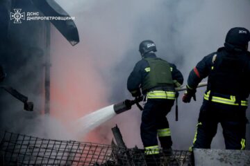 Президент: росіяни запустили понад 70 ракет, путін свідомо обрав Різдво для атаки