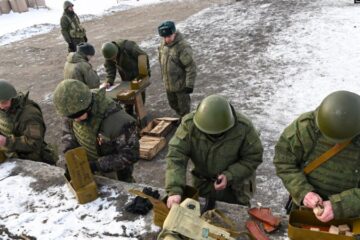 “Атеш”: російське командування змушує солдатів продовжувати контракти на Херсонщині