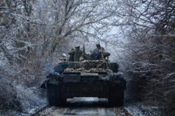 Сили оборони: основні боєзіткнення у Часовому Яру відбуваються вздовж каналу “Сіверський Донець-Донбас”