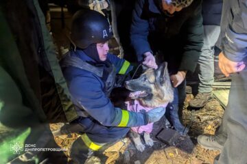 Рятувальники показали наслідки ракетного удару в Кривому розі: з-під завалів дістали дитину