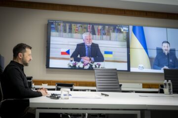 Президенти України обговорив з чеським колегою підготовку українських бригад і посилення ППО