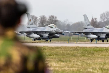 Міноборони Данії спростувало російський фейк про загибель інструктора F-16 в Україні