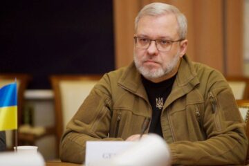 “Клерки середнього звена з Єврокомісії”: у ВР запустили збір підписів на постанову про звільнення Галущенка після його заяви