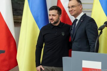 Польща пропонує, аби на потенційних переговорах мирних України і РФ був її представник