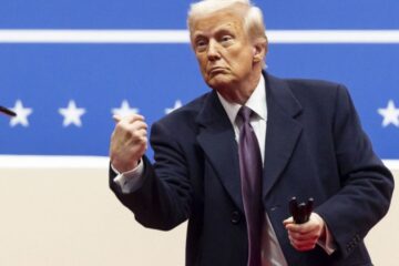 Трамп помилував 1500 учасників штурму Капітолію