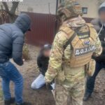 Правоохоронці викрили угруповання, яке вимагало гроші у прикордонників