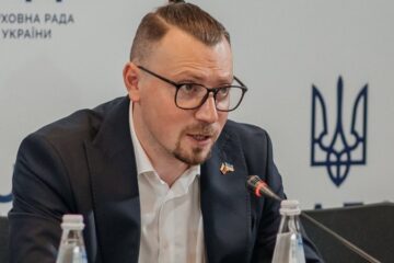 Безгін: у регіонах окремі політичні партії вже запустили передвиборчі процеси