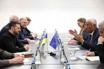 Глава Євроради закликав Зеленського продовжувати роботу над євроінтеграцією України