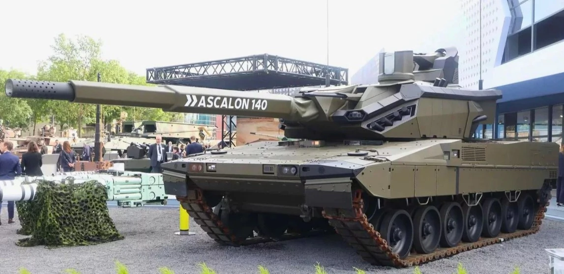 Варіант ОБТ EMBT-ADT 140, представлений на Eurosatory 2024. Фото: Army Recognition.