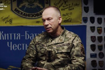 Головнокомандувач ЗСУ роз’яснив питання передислокації військ та планування операцій