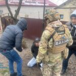 В Одесі рекетири «вибивали» з військовослужбовця ЗСУ похоронні за батька