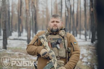 Життя і смерть в одних руках: як бойовий медик «Сем» встановив рекорд із знищення бронетехніки