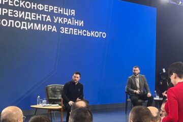 Зеленський: Десятиріччя у владі не збираюсь бути. Але і Путіну бути при владі над територією України не дамо