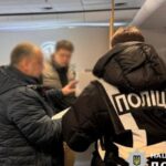 Поліція проводить обшуки у чотирьох виробників ліків у Києві