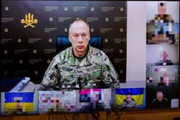 У призначенні командирів корпусів у пріоритеті молоді, перспективні офіцери — Головнокомандувач ЗСУ