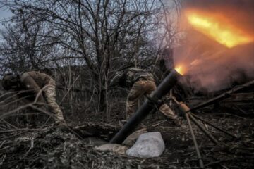 Головне за ніч та ранок понеділка, 24 березня: переговори в Ель-Ріяді, 140 боєзіткнень, кібератака на Укрзалізницю