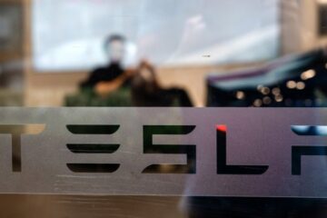 У Європі різко скоротилися продажі електрокарів Tesla