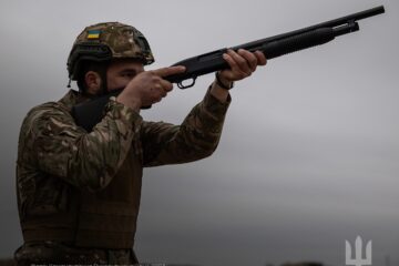 Проти дронів на оптоволокні — помпові рушниці: чим ще протидіють ворогу на Куп’янському напрямку