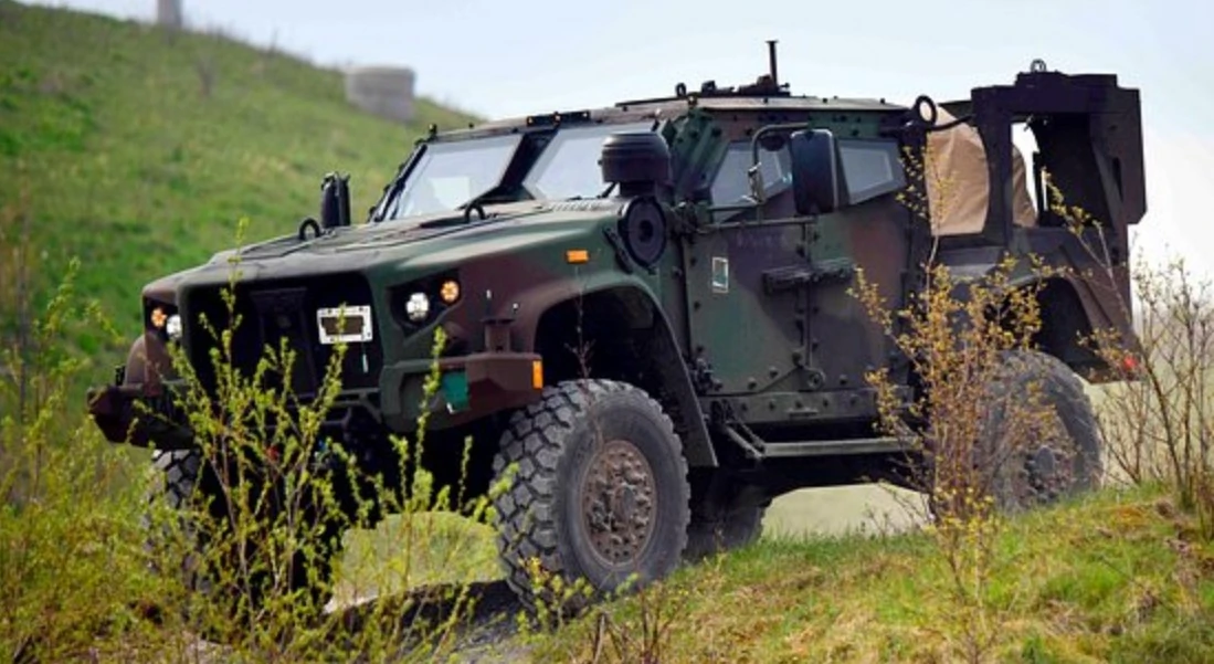 Прототип нового гібридного пікапа Next Generation Tactical Vehicle-Hybrid (NGTV-H). Фото: Jason Johnston/Globallookpress