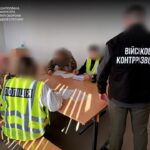 На Тернопільщині оголосили підозри 4 солдатам, які будували будинок родичів командира