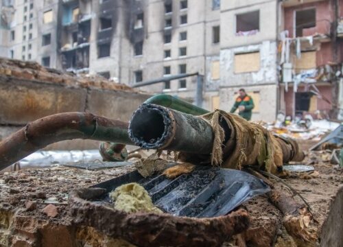 Ворог атакував жителів Миколаївщини: є постраждалі, пошкоджено лінію електропередач