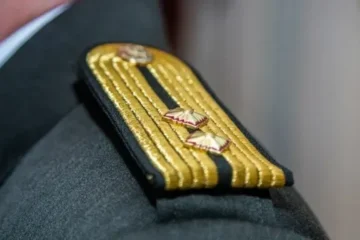 Всіх студентів медиків хочуть зробитимуть офіцерами