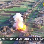 Одна вибухнула, друга згоріла — на Донбасі відбили російський штурм на БМП