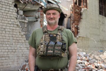 Дід трьох онуків нищить ворога під Торецьком: історія 59-річного сержанта з несподіваним минулим
