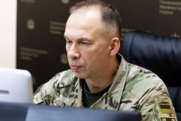 «Понад 83 тисячі цілей за місяць». Ефективність українських БПЛА зросла на 5% — Головнокомандувач ЗСУ