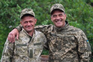 Коли кумулятивний снаряд розриває броню, а молодший брат тисне на газ: історія порятунку Олександра «Кохи» Коханського