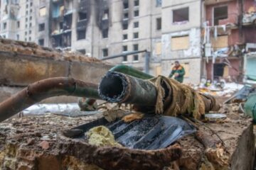 Ворог атакував Рівненщину: двоє постраждалих, пошкоджена цивільна інфраструктура