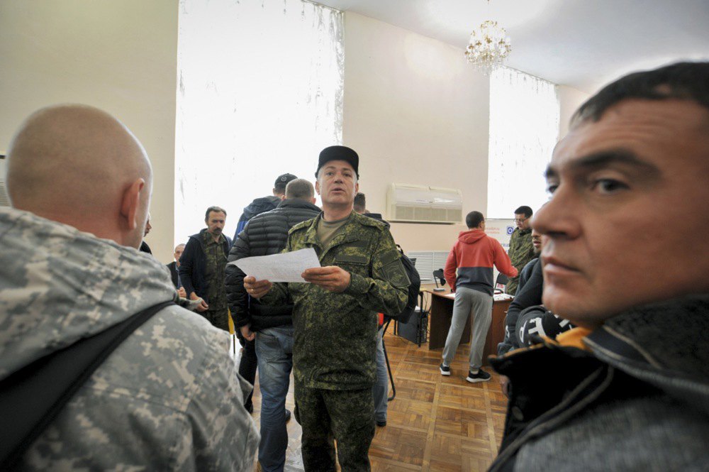 Мобілізаційний центр армії РФ.