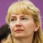Омбудсменка просить органи управління не вимагати від педагогів розміщення фото й відеозвітів з дітьми
