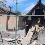 Протягом дня ворог бив по Нікопольському району, двоє чоловіків у лікарні